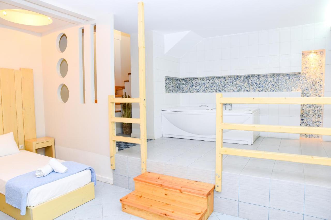 Ryalos Villas كالاماتا المظهر الخارجي الصورة